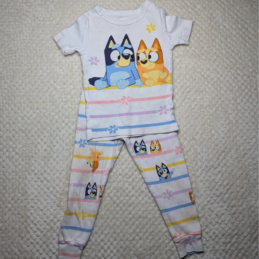 Bluey 2-Piece Pajama Set Short Sleeve‎ Top & Pants Size 3T